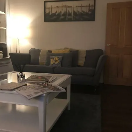 Stramongate Tatil Evi *