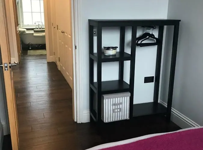 Nyaraló Stramongate *